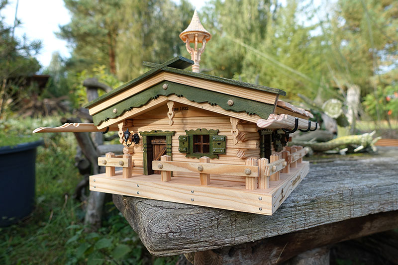 luxus Vogelhaus groß Vogelhauvilla Antonia für den Balkon