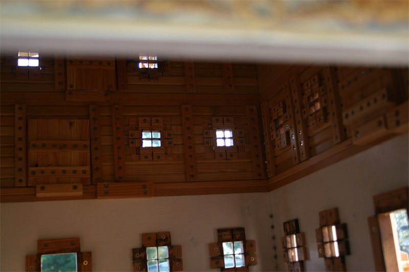 Hotel zur Post - Innen alles mit Edelstahlschrauben zusätzlich gesichert.